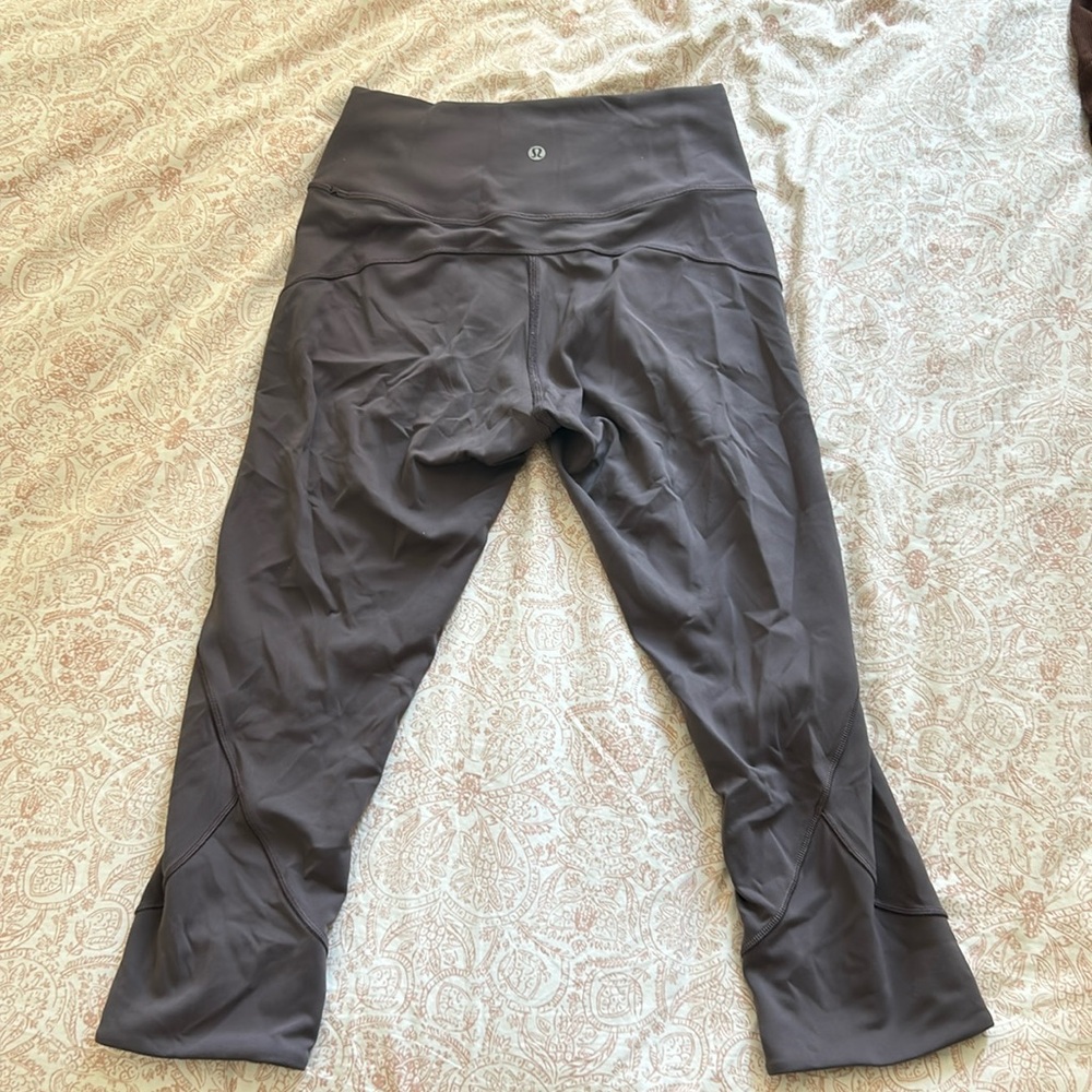 Cropped lululemon leggings